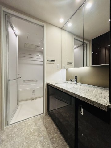 【独立洗面台】