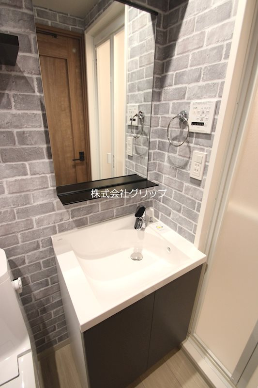 ホーユウパレス根岸Ⅱの独立洗面台