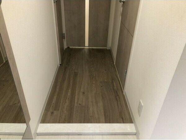 プレスティ則武の玄関