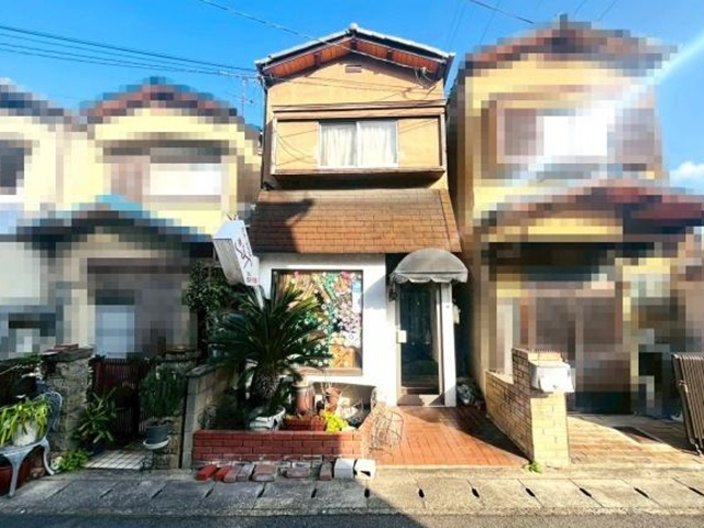【外観】 | 山科区小山北溝町　中古店舗付き住宅