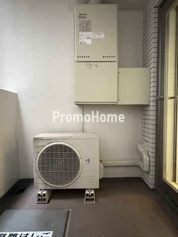 アンビックス神田のバルコニー