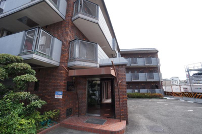 【エントランス】 | エスポワール城西