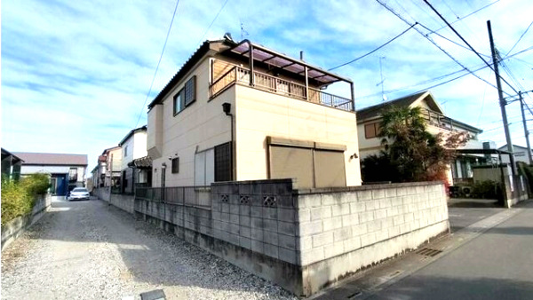 深谷市東方　中古住宅の前面道路含む現地写真