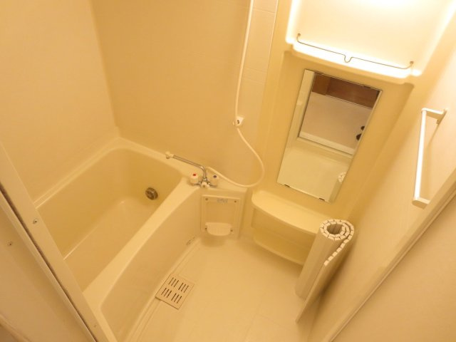 ルミエール・Ｒの浴室