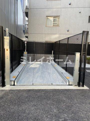 Garden Xavis南蒲田の駐車場