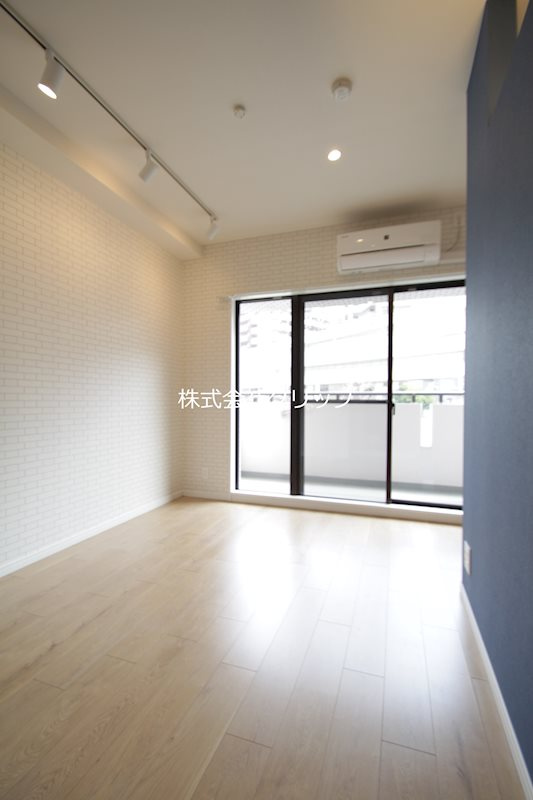 パーク・ノヴァ横浜吉野町の洋室