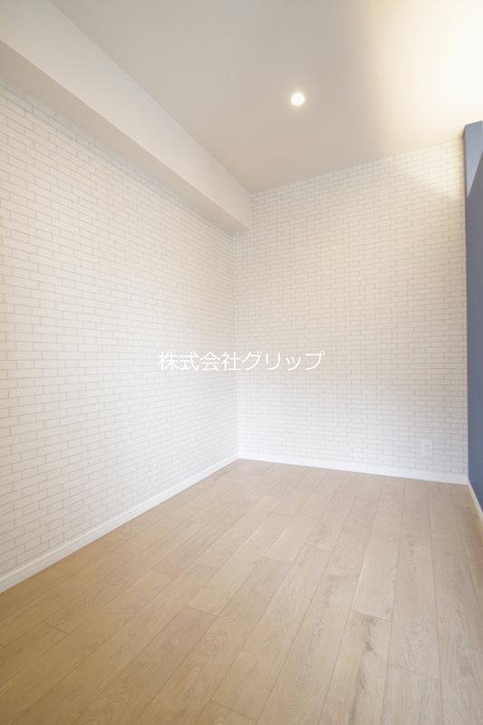 パーク・ノヴァ横浜吉野町の洋室