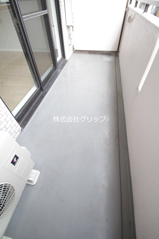 パーク・ノヴァ横浜吉野町のバルコニー