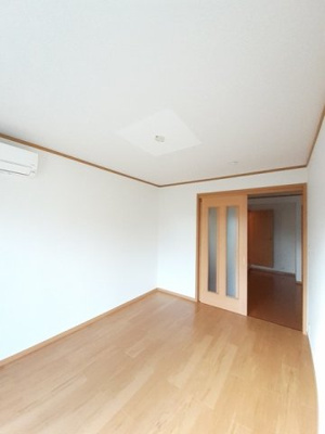 【居間・リビング】 | サニーリバーＢ