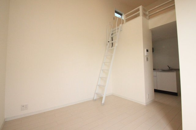 Celeste弥刀の寝室|反転