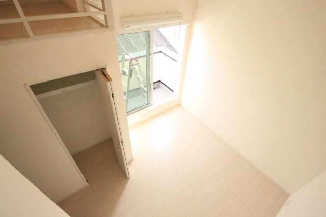 Celeste弥刀の洋室|反転