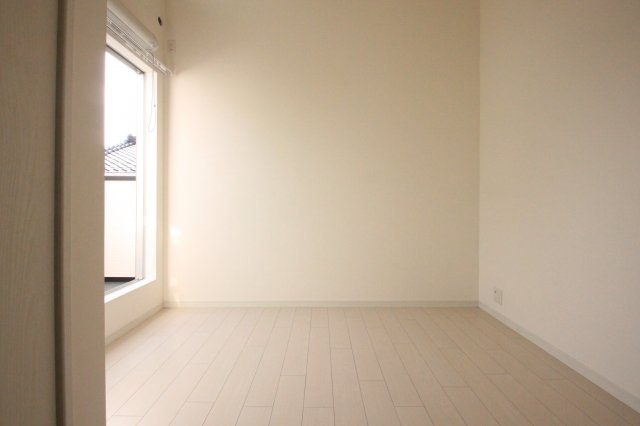 Celeste弥刀の洋室|反転