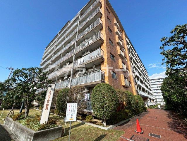 エメラルドマンション鶴見緑地の外観|外観もきれいです