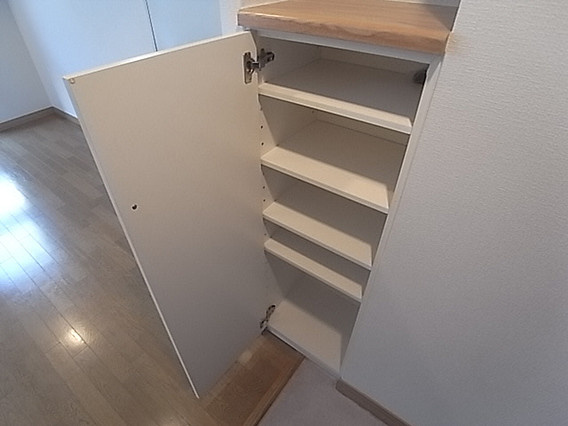 セルフィーユ六甲の玄関