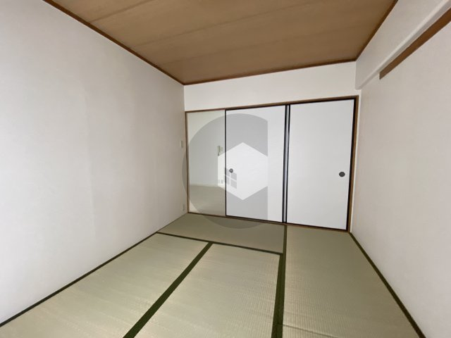 サーティ西尾の和室