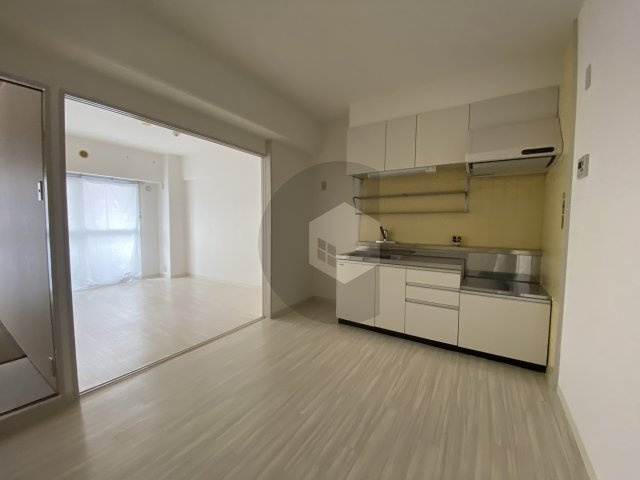 サーティ西尾の居間・リビング