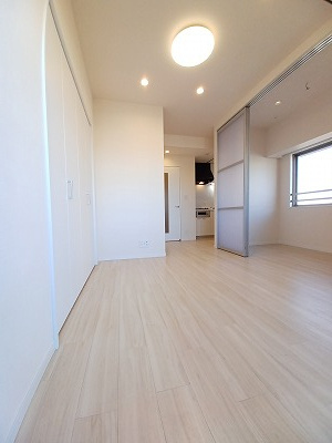 【居間・リビング】 | ONE ROOF FLAT TOGOSHI