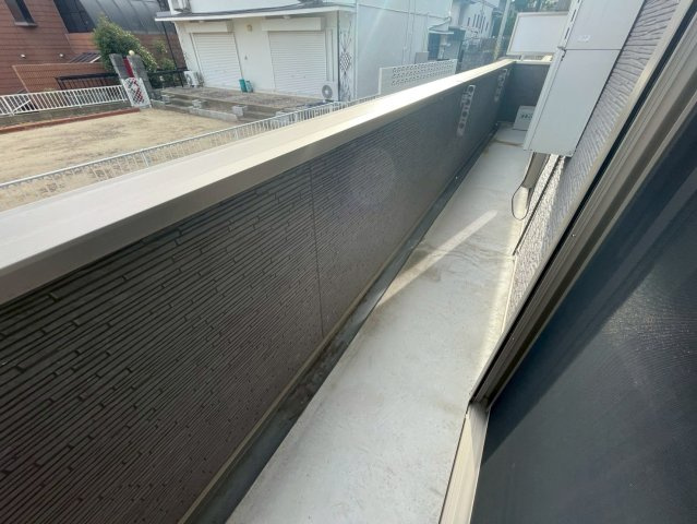 リアライズ箕岡のバルコニー