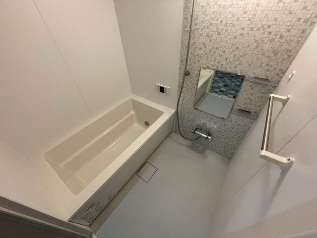 リアライズ箕岡の浴室