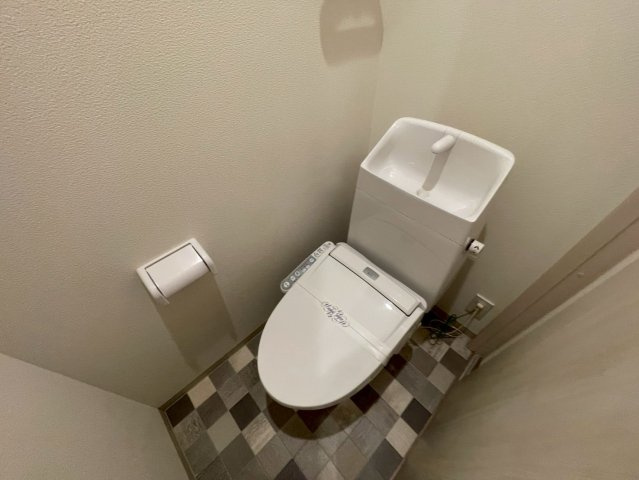 リアライズ箕岡のトイレ