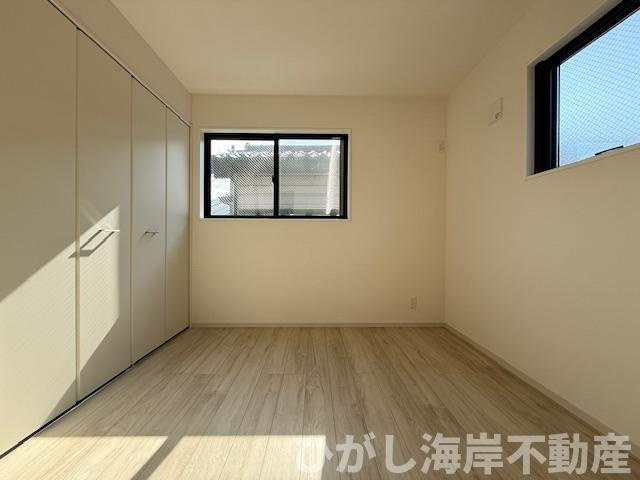 藤沢市大庭　新築戸建　の内装|5.2帖　洋室