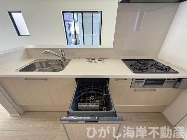 藤沢市大庭　　新築戸建　のキッチン|食洗器付きシステムキッチン