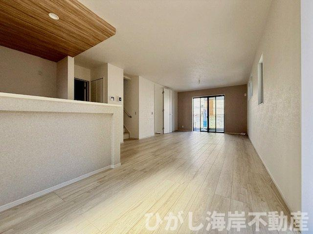 藤沢市大庭　　新築戸建　の居間・リビング|21.2帖　LDK