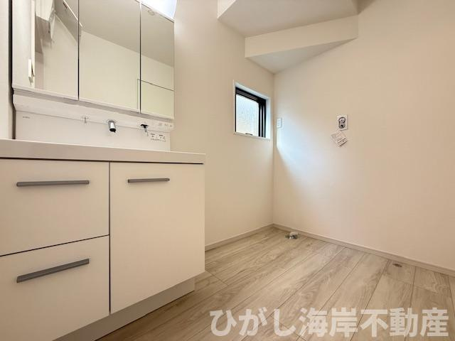 藤沢市大庭　　新築戸建　の脱衣所|脱衣スペース