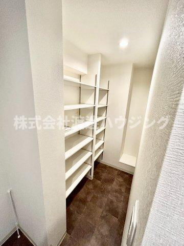 フレール緑地公園の収納|ウォーキンシューズBOX