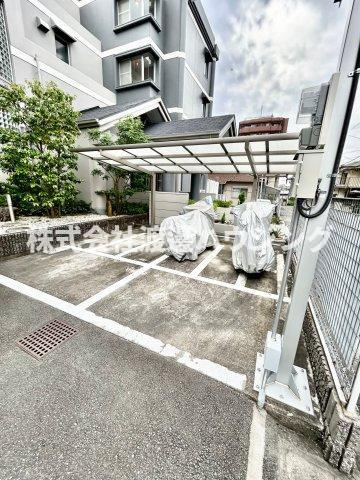 フレール緑地公園のその他共用部分|バイク置き場