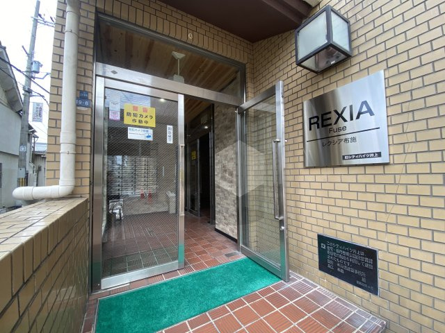 レクシア布施のエントランス