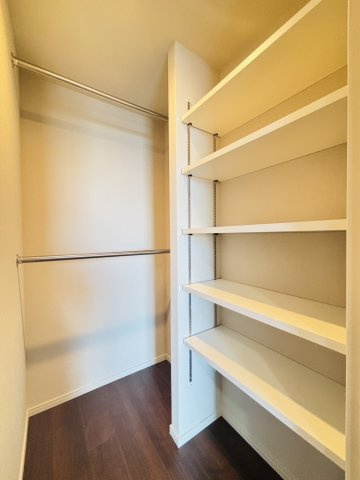 ウォークインクローゼット（洋室約7.0帖）