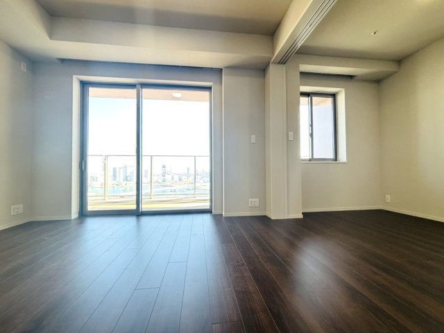 【居間・リビング】