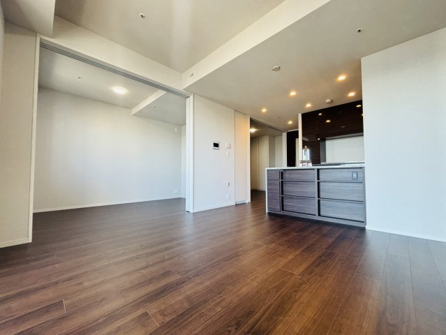 【居間・リビング】