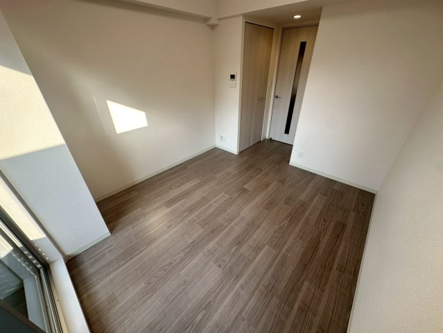 ララプレイス大阪福島アビリテの洋室