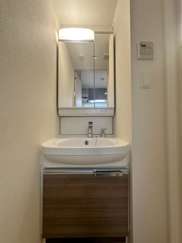 ララプレイス大阪福島アビリテの洗面所