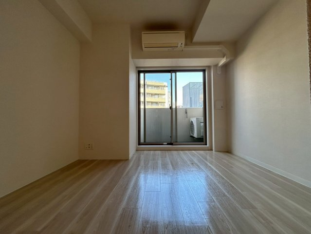 グランルージュ中之島南の洋室