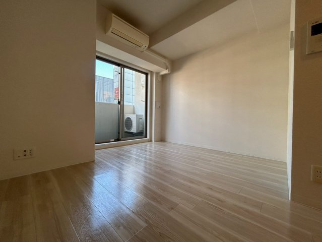 グランルージュ中之島南の洋室