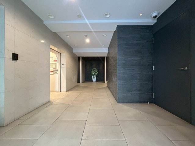 グランルージュ中之島南のロビー