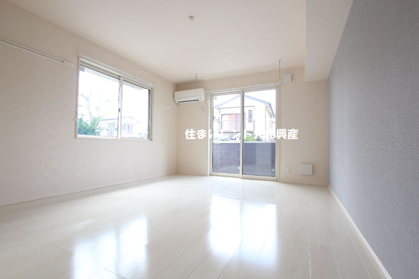 ファヴールの居間・リビング