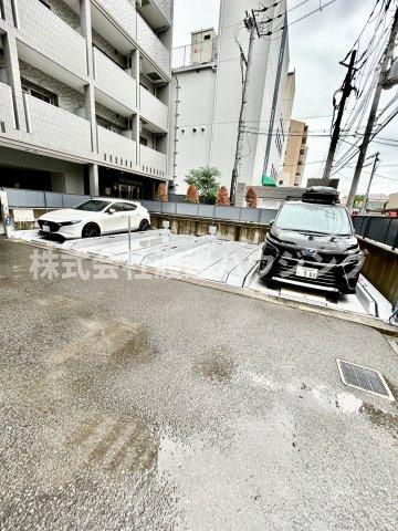 エスリード江坂公園の駐車場