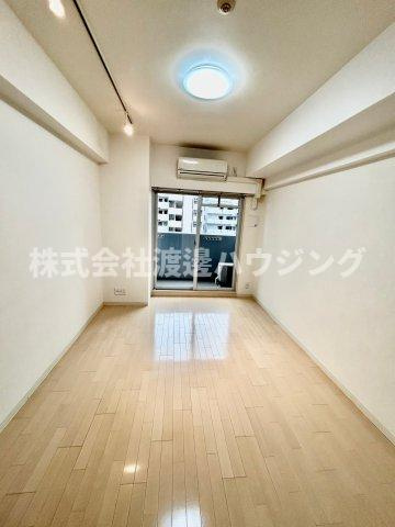 エスリード江坂公園の居間・リビング