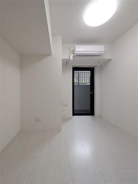 Ａｌｉｖｉｓ船橋Ｅａｓｔ．Ｗｅｓｔの居間・リビング