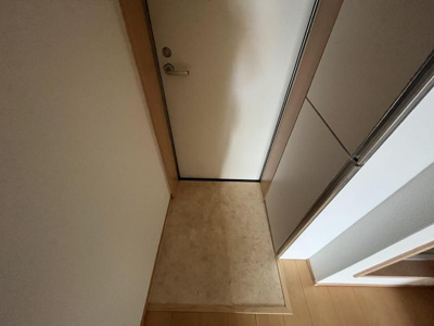 【玄関】 | ロイヤルブルーゲート五反野