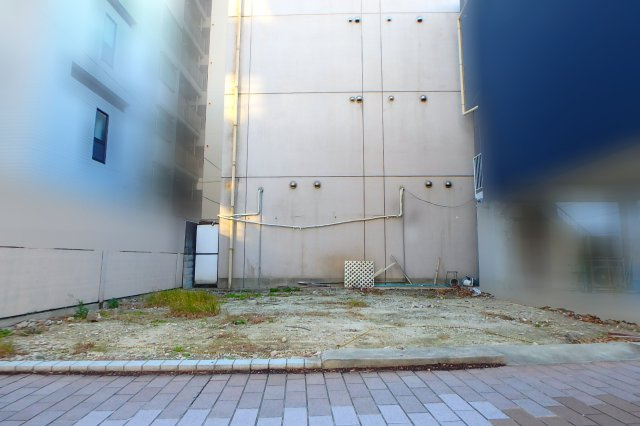 和上町土地の外観|間口約8.5ｍ公道に接面しています。