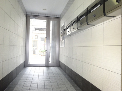 【エントランス】 | ラポルテ