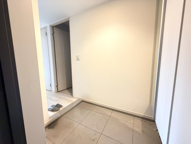 【玄関】 | レーベン広島中広通り　THE RESIDENCE