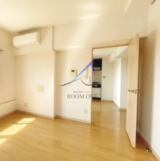 アイル池袋NORTH弐番館の居間・リビング|洋室のお部屋です。