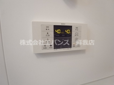  | ユニヴァリィ　ルークス