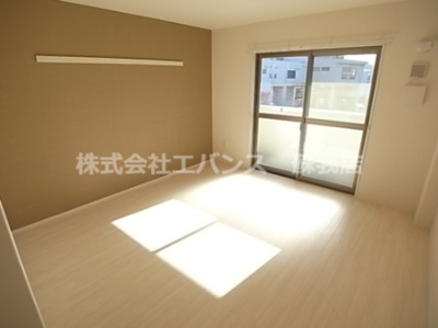 【洋室】 | ユニヴァリィ　ルークス | 個人の部屋や寝室として使える洋室です